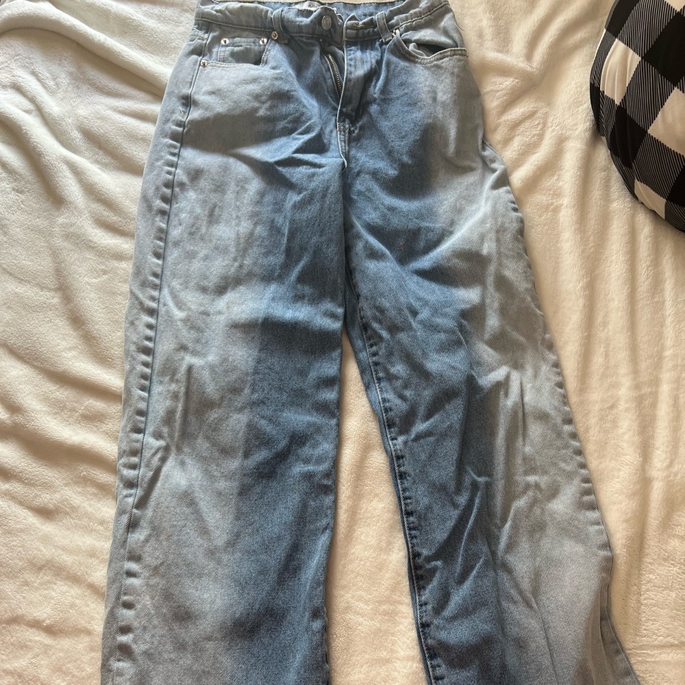 Adika jeans
